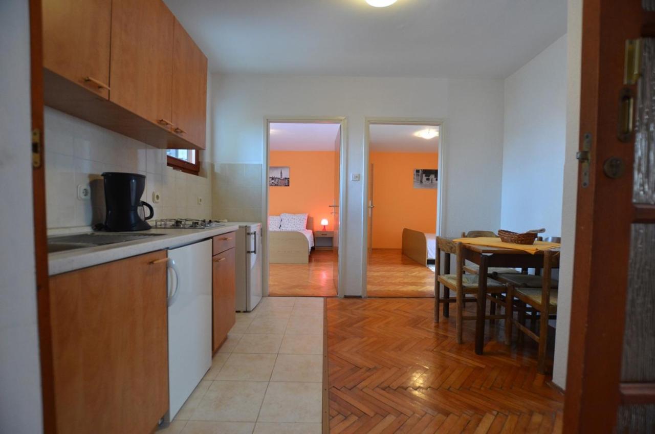 Brigita Apartments โรวีน ภายนอก รูปภาพ