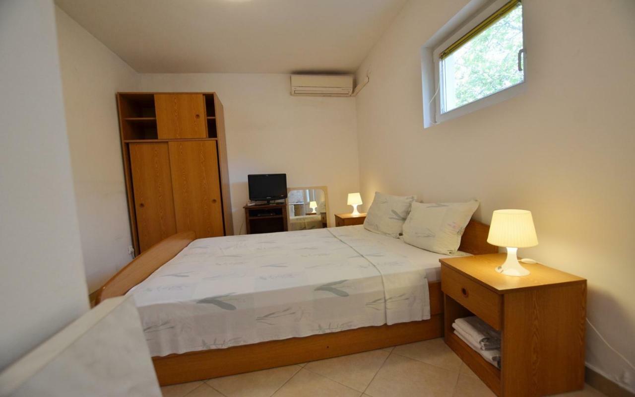 Brigita Apartments โรวีน ภายนอก รูปภาพ